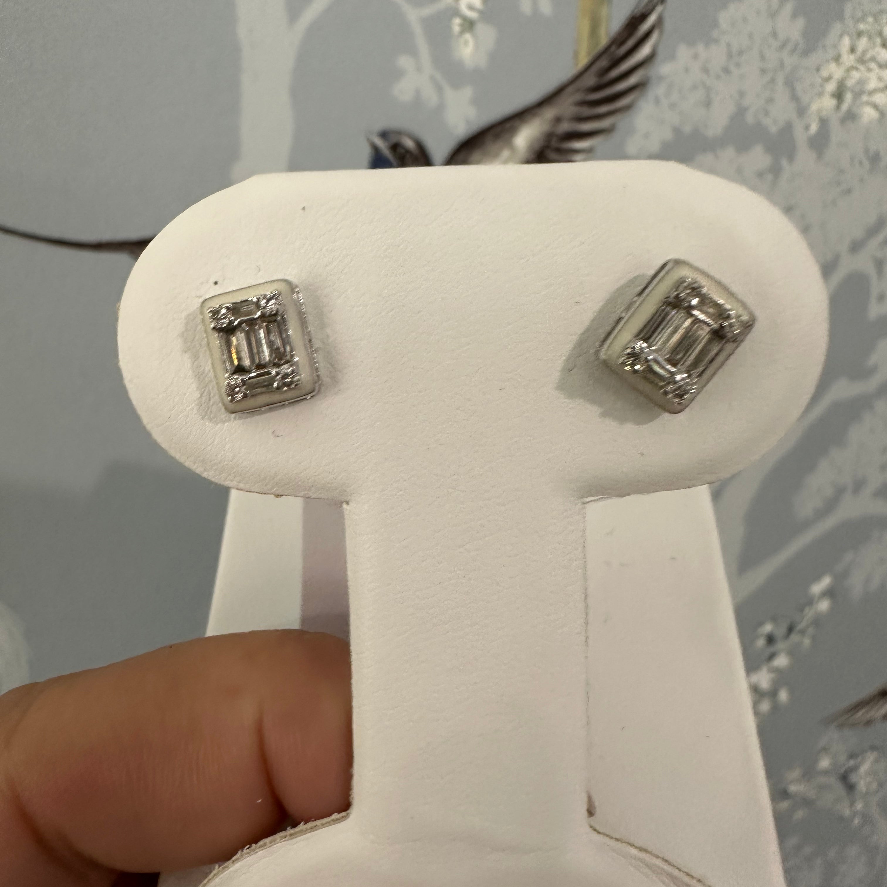 14k Gold Diamond Baguette Rectangle Stud