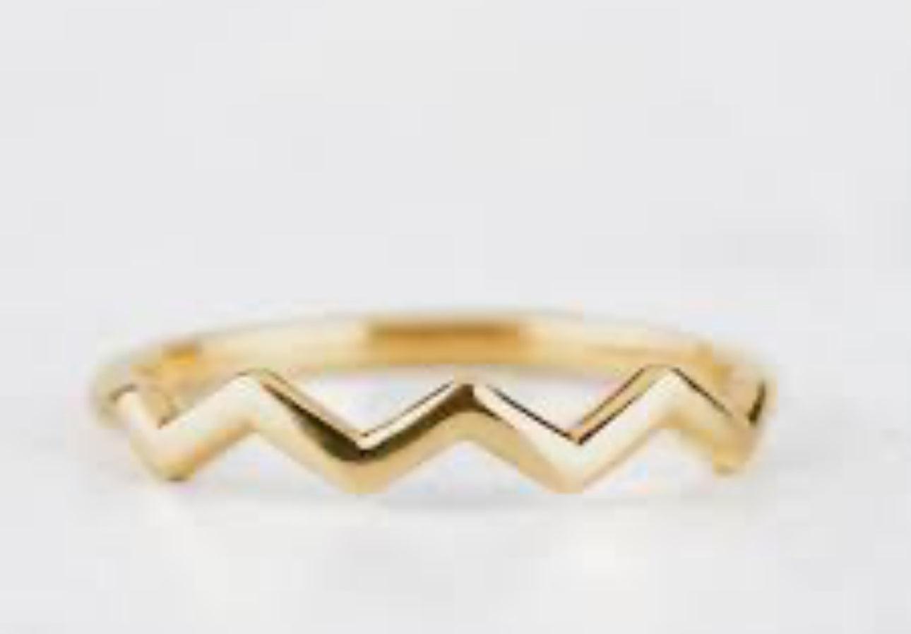 14kt Yellow Gold Zigzag Ring