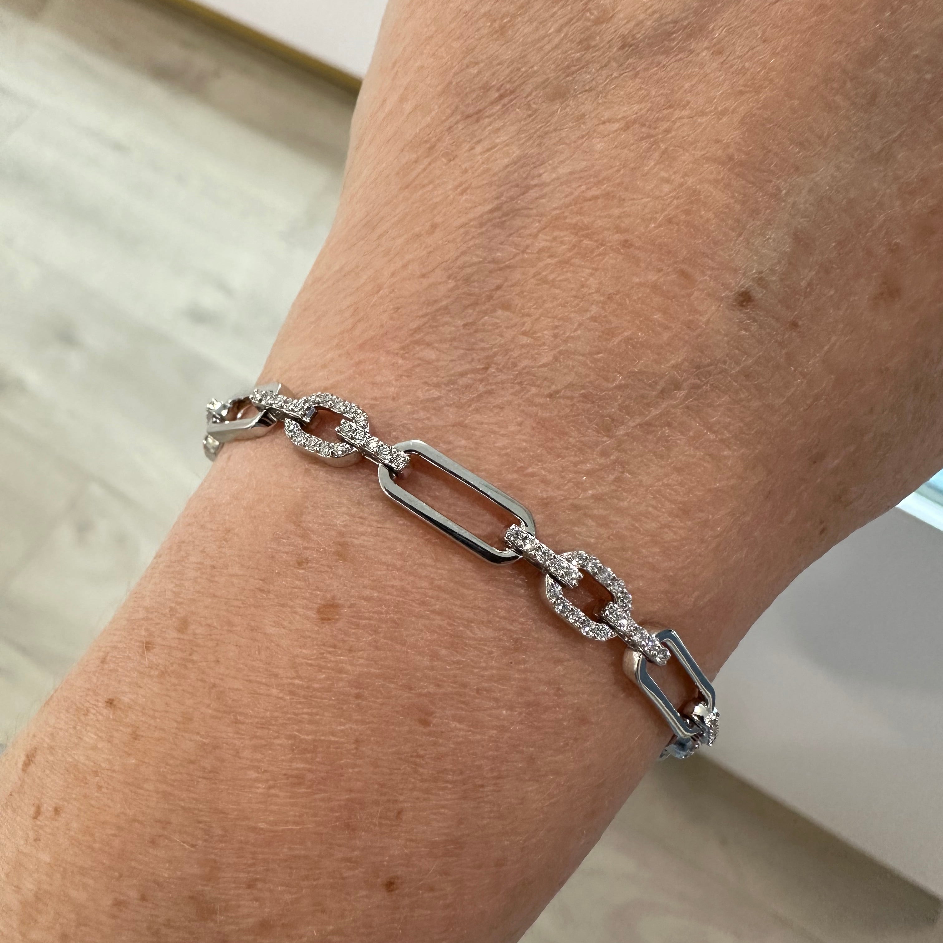 14k White gold and diamond link bracelet