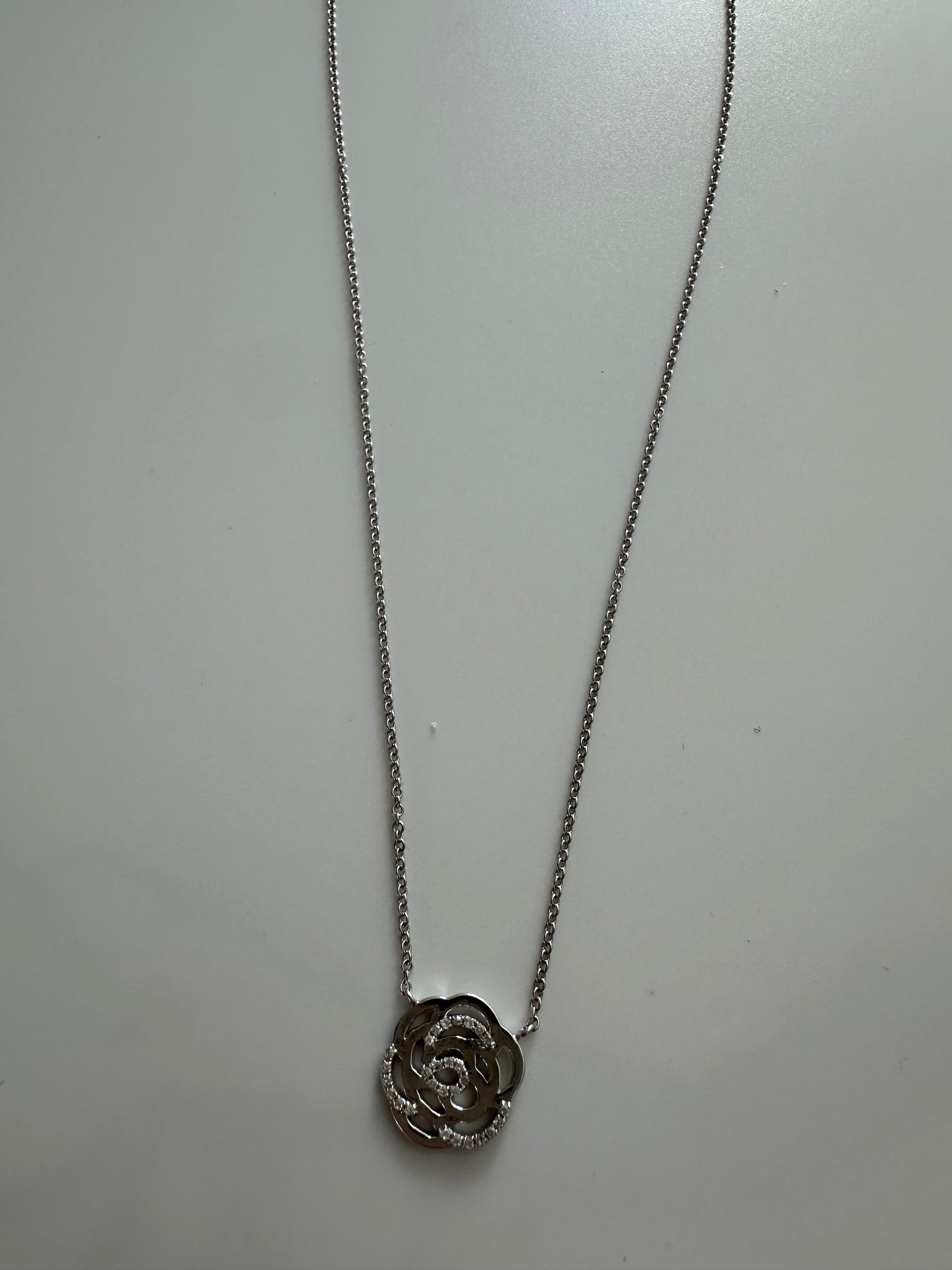 14k White Gold Diamond Rose Necklace