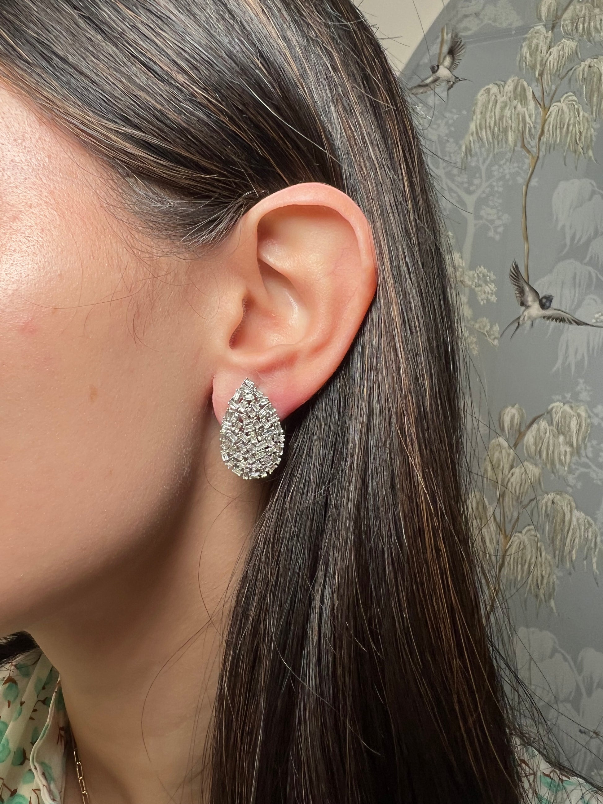 14k White Gold Diamond Pear Shaped Stud Earrings