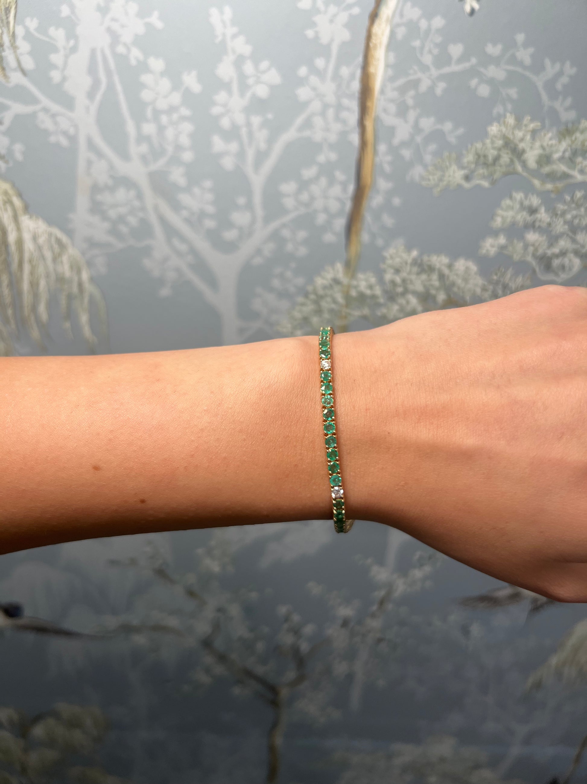 14k Yellow Gold Emerald Tennis Bracelet