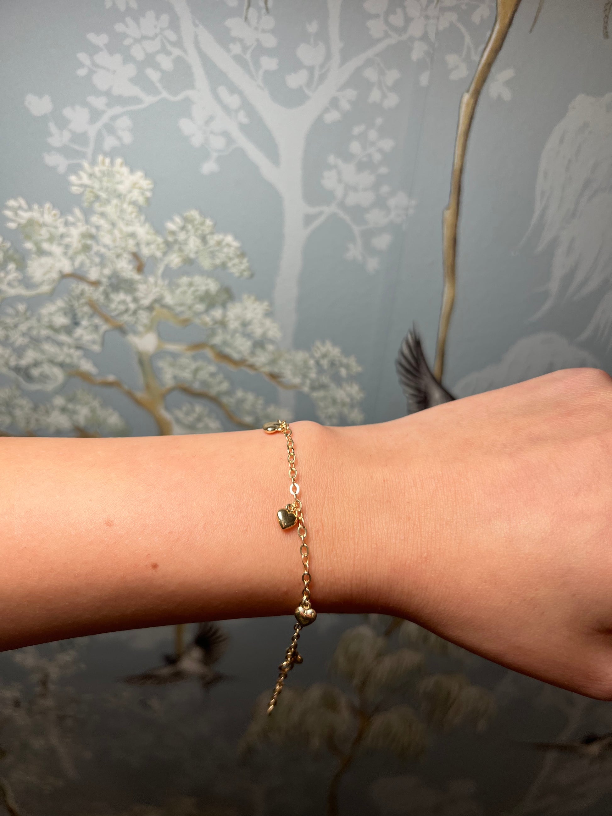 14k Yellow Gold Heart Bracelet