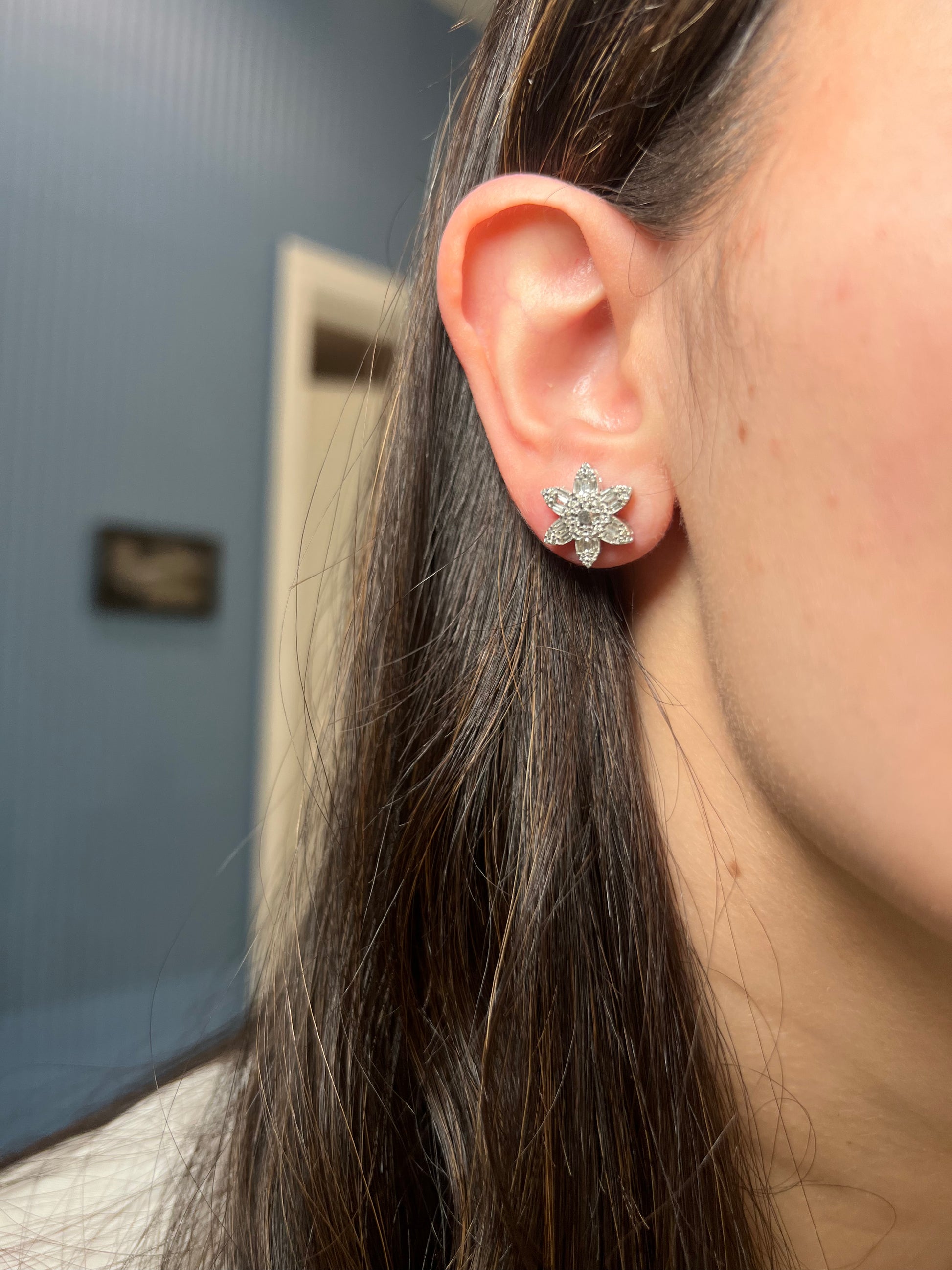 Diamond Snowflake Flower Stud