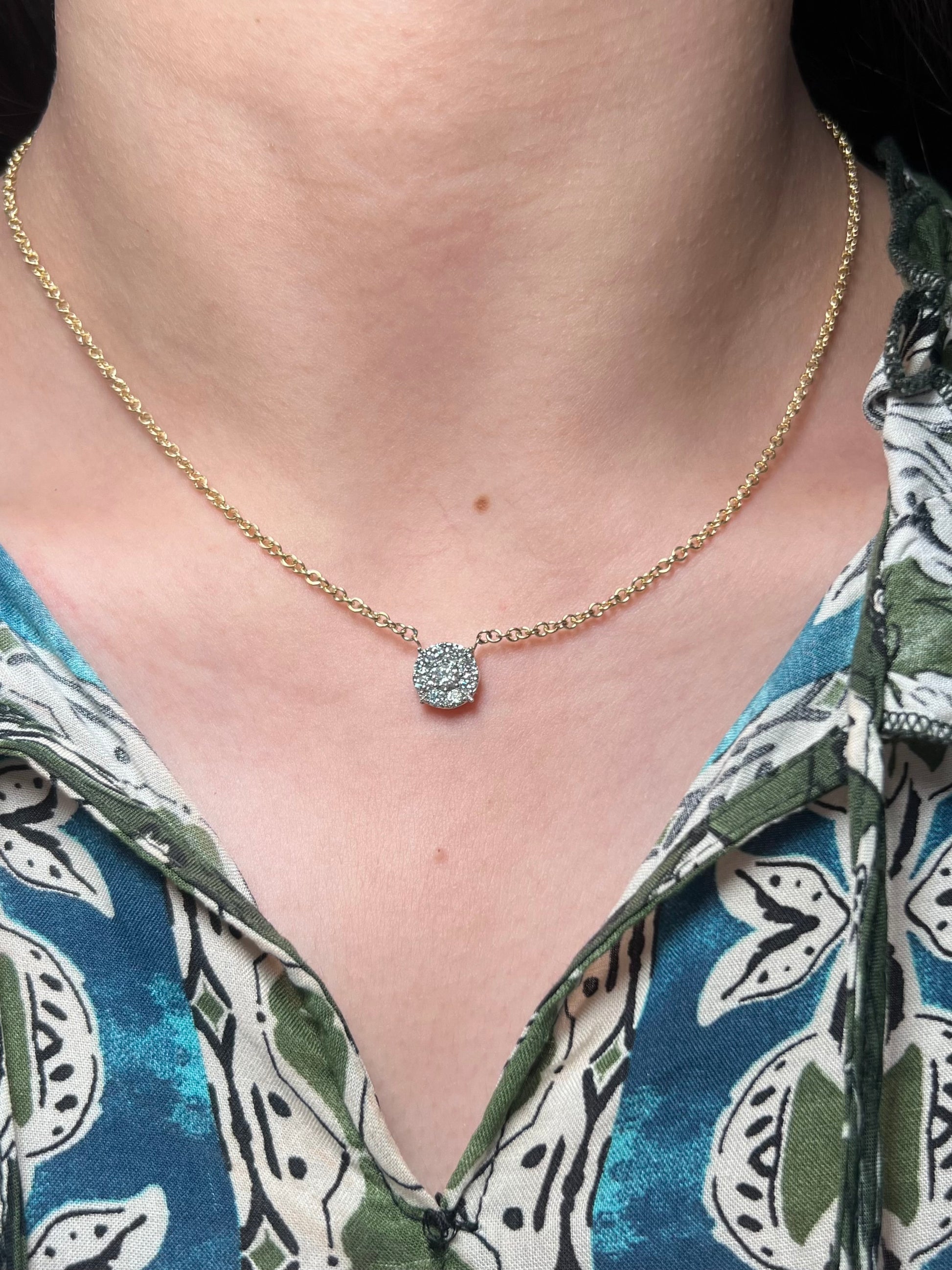 14k Yellow Gold Cluster Diamond Pendant Necklace