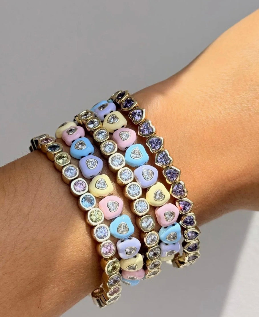COTTON CANDY HEART STRETCHY BRACELET