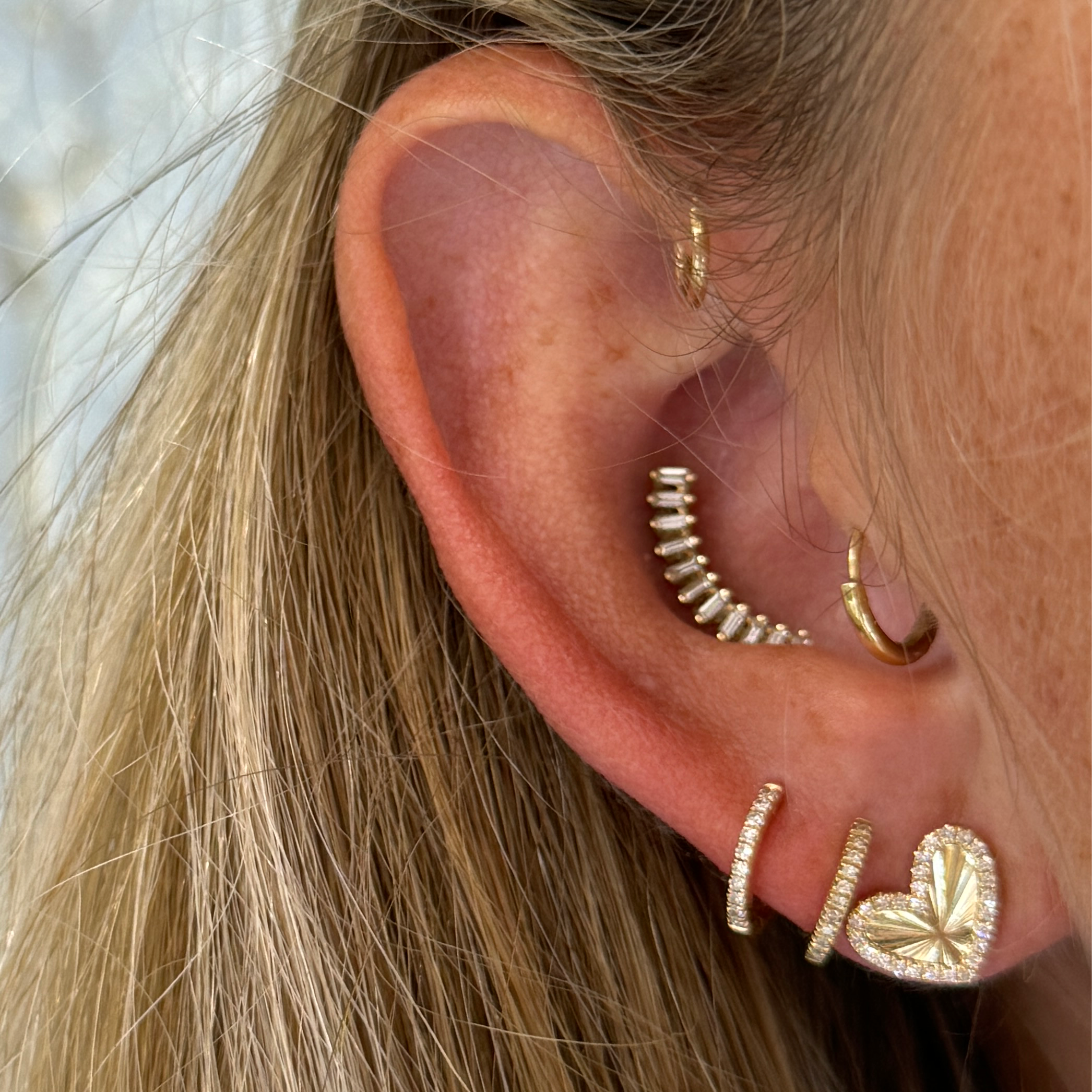 14k Yellow Gold Fluted Heart Studs