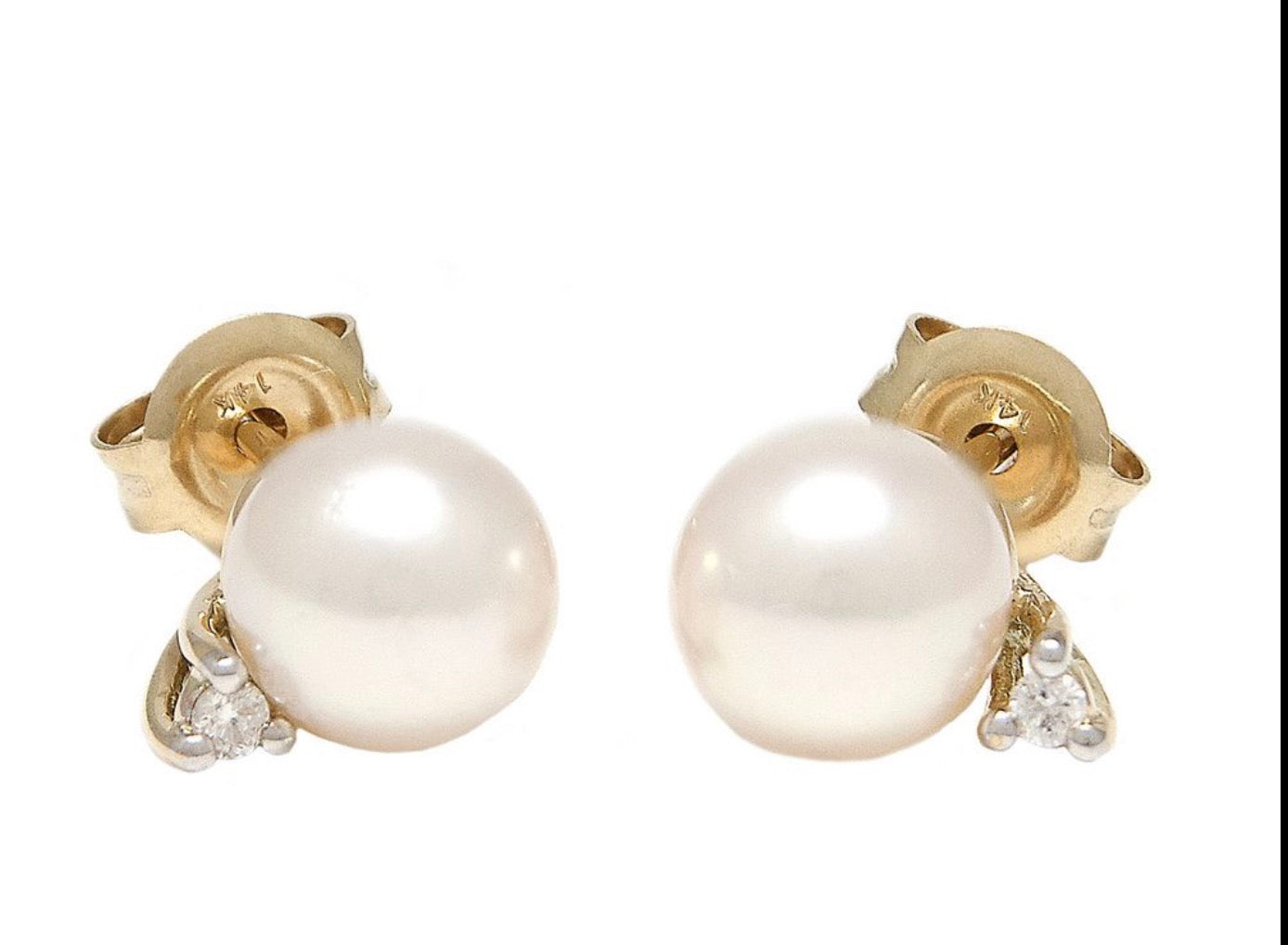Yellow Gold Stud Pearl Earrings