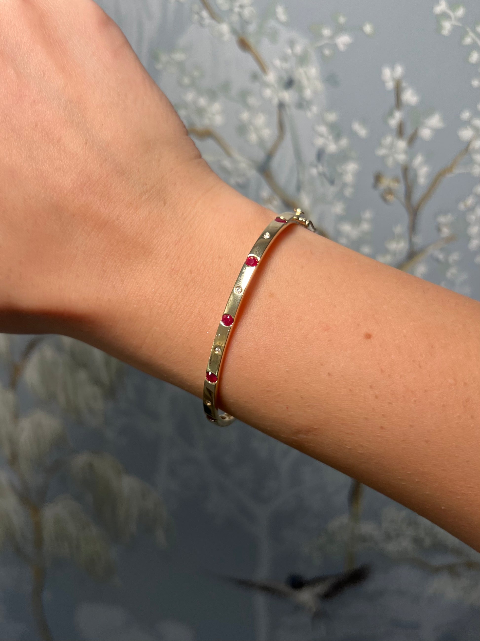 14K Yellow Gold Diamond and Emerald Bangle