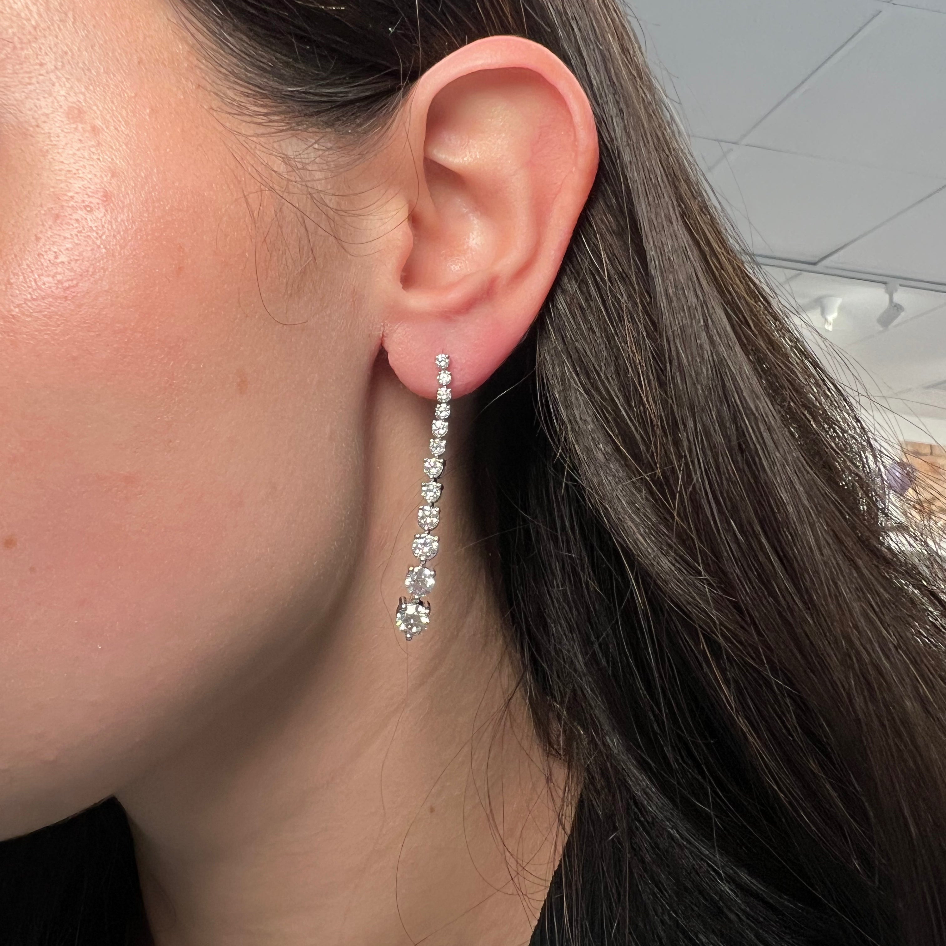 14k White Gold Lab Diamond Drop Earring