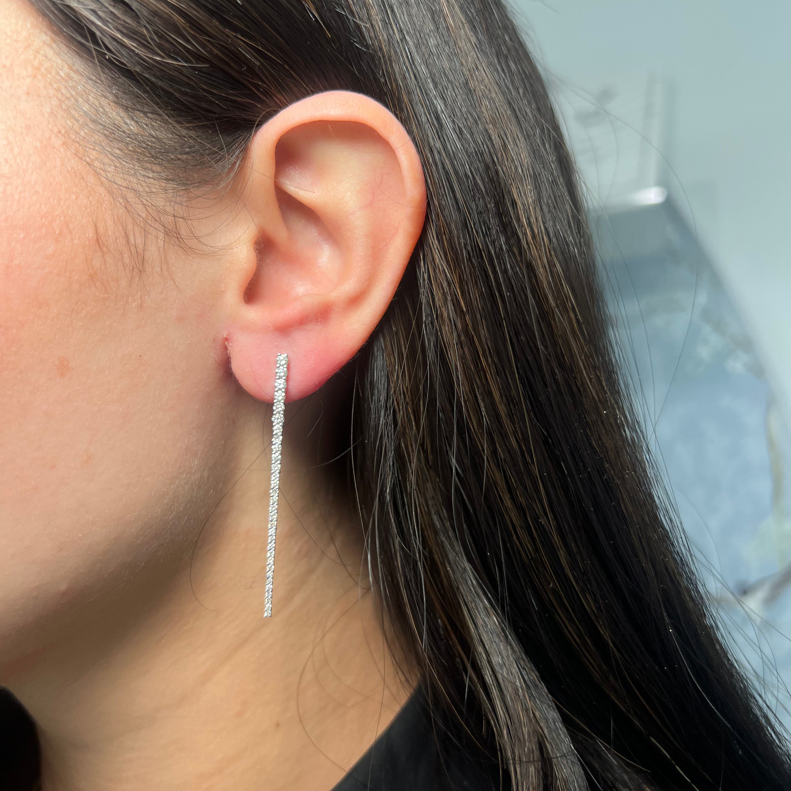 14k White Gold Hanging Diamond Earrings