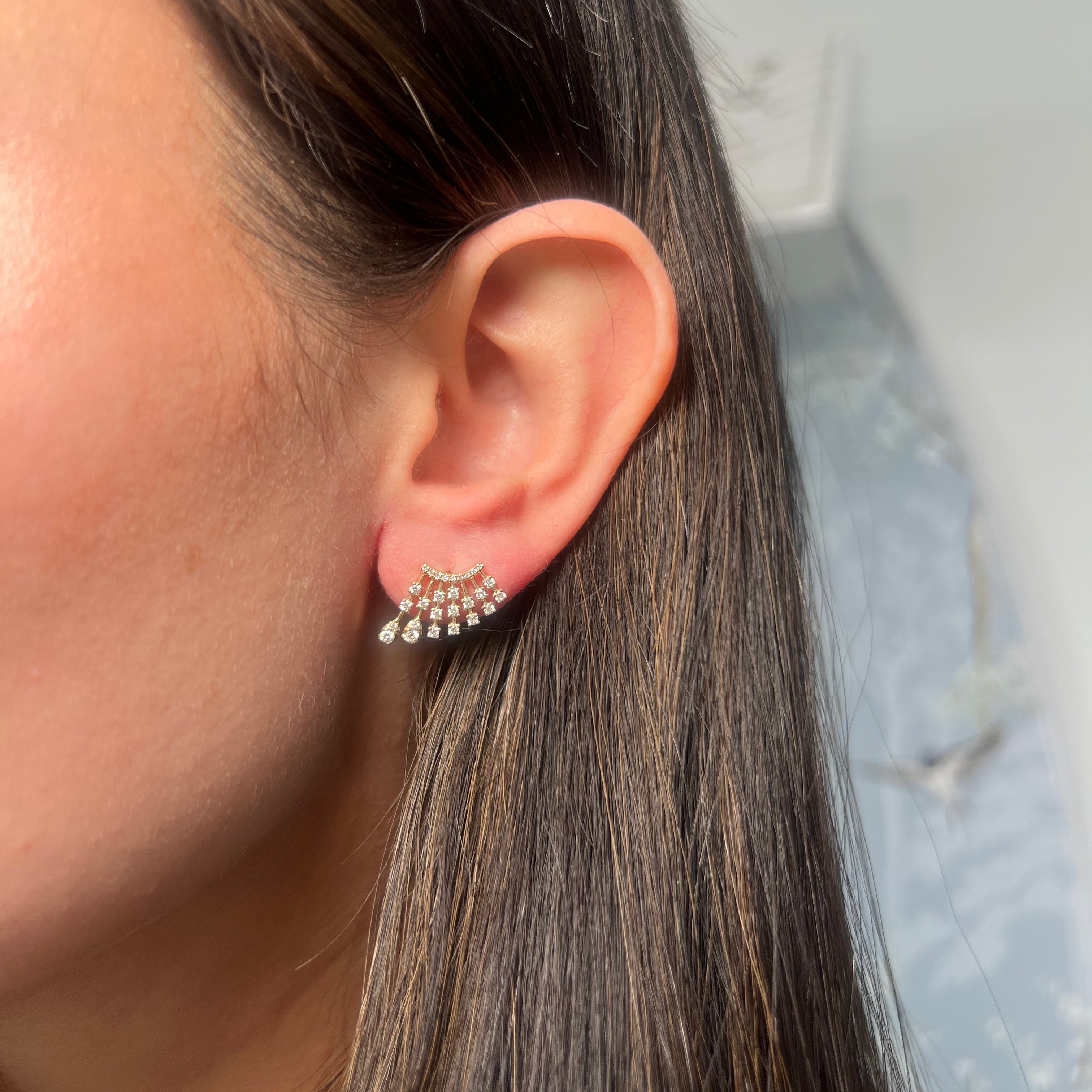 14k White Gold Diamond Ear Crawler