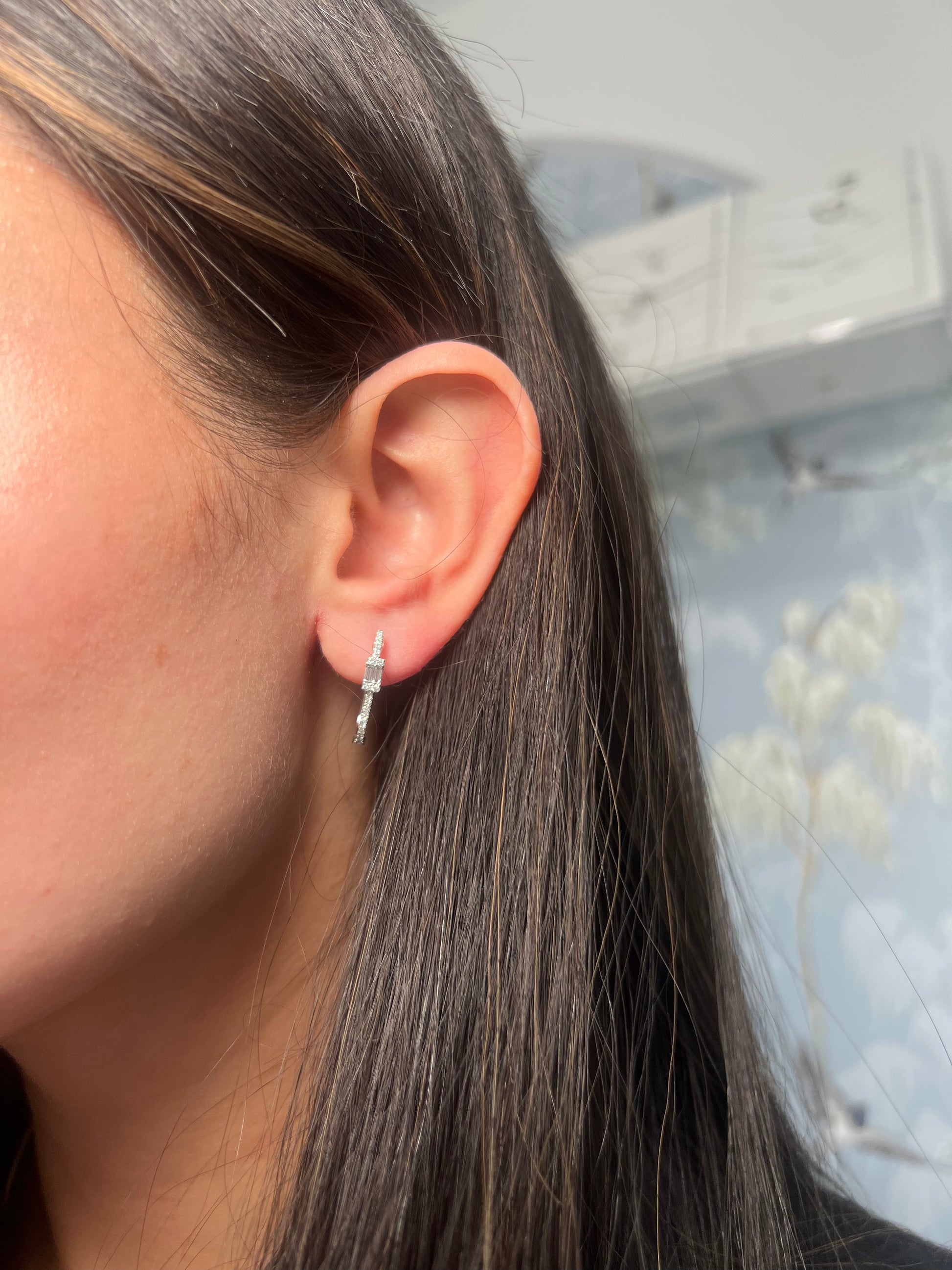 14k White Gold Diamond Rectangle Earrings