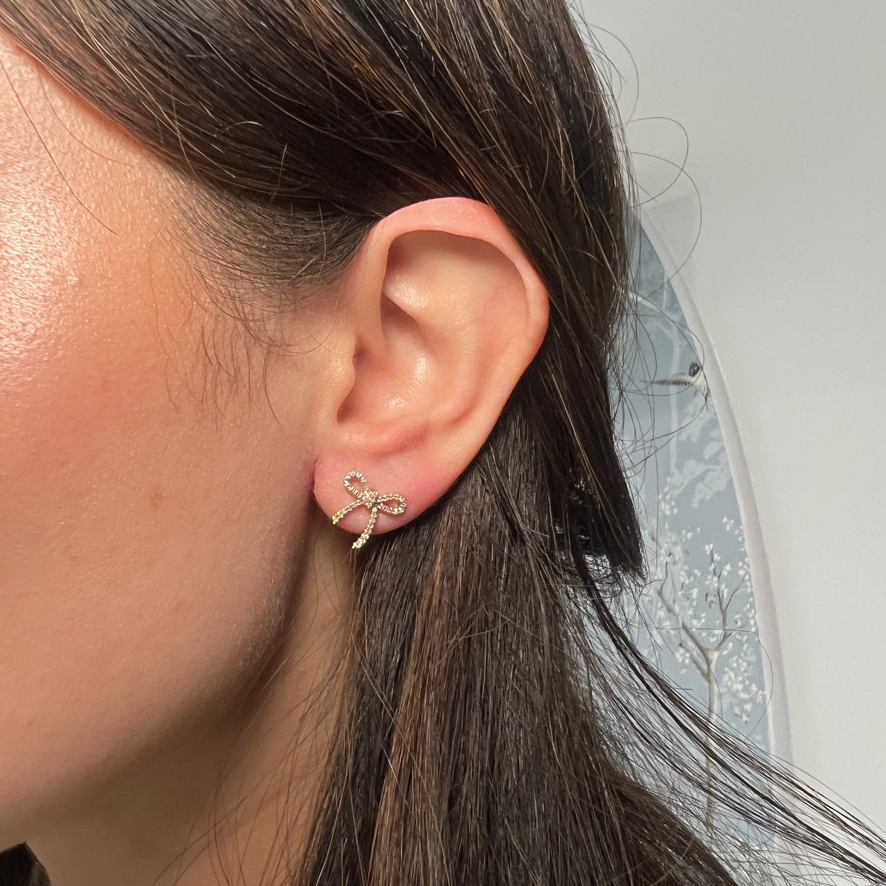 14k Yellow Gold Bow Diamond Stud Earrings