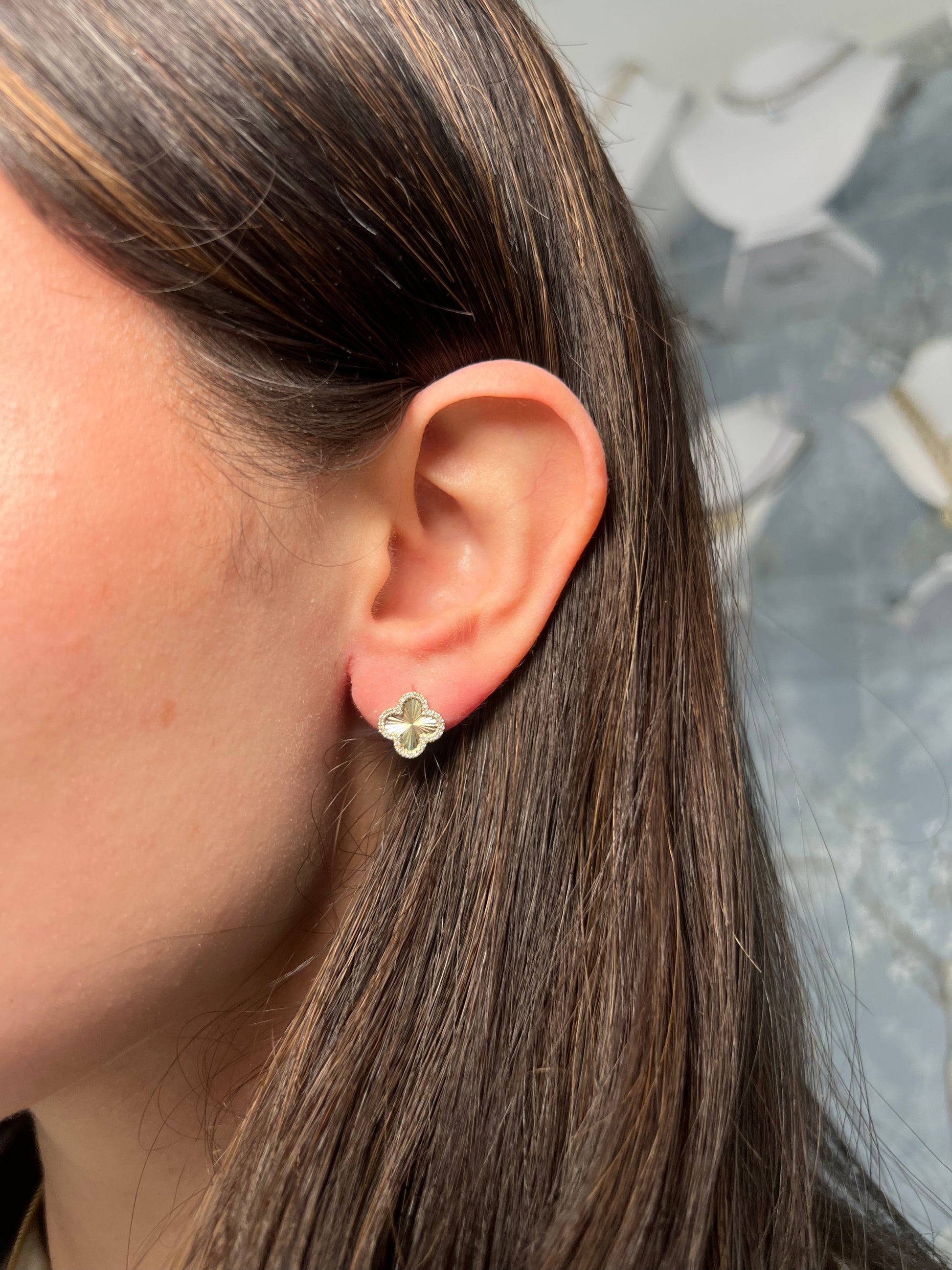 14k Yellow Gold Lines / Fluted Clover Diamond Earrings