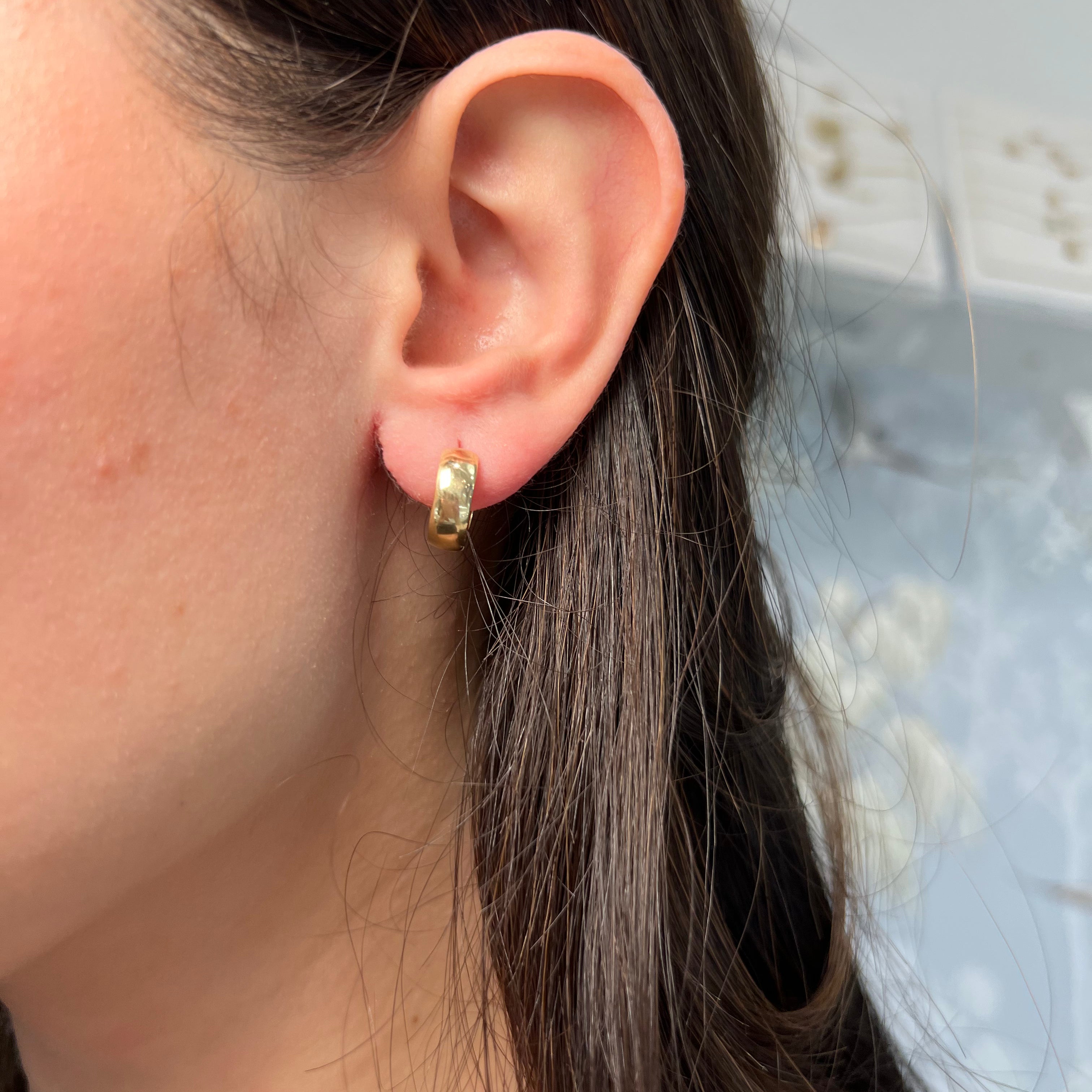 14k Yellow Gold Chunky Huggie