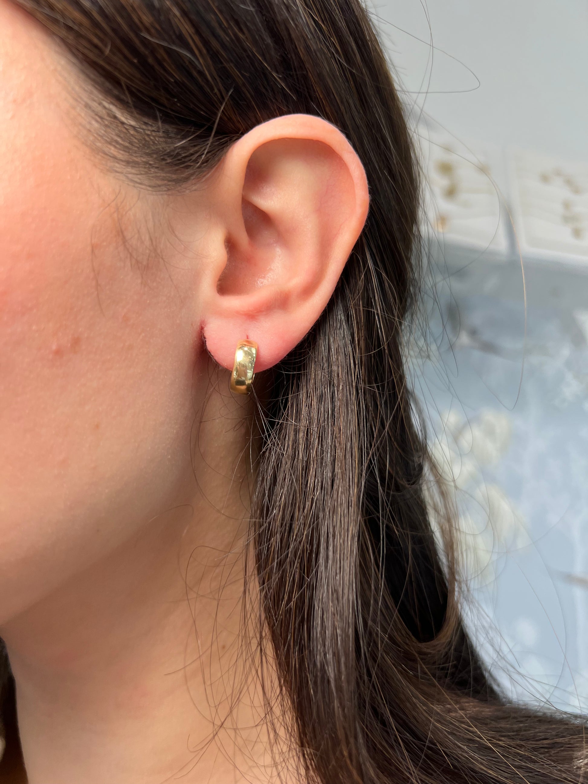 14k Yellow Gold Chunky Huggie