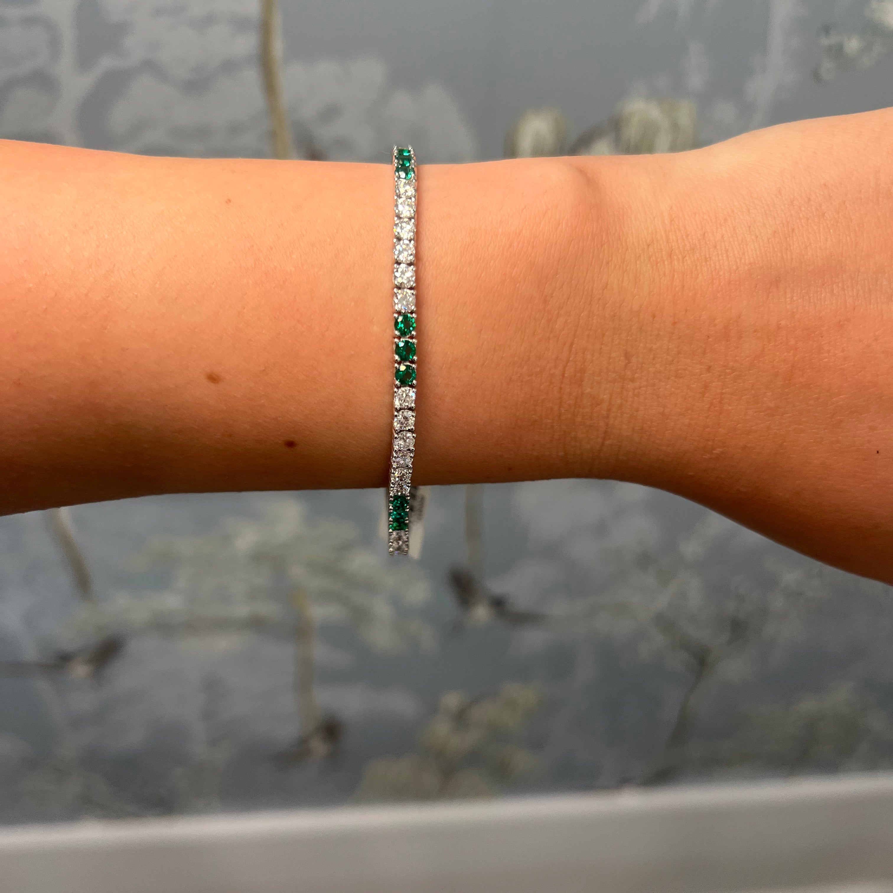 14k White Gold Lab Diamond and Emerald Tennis Bracelet