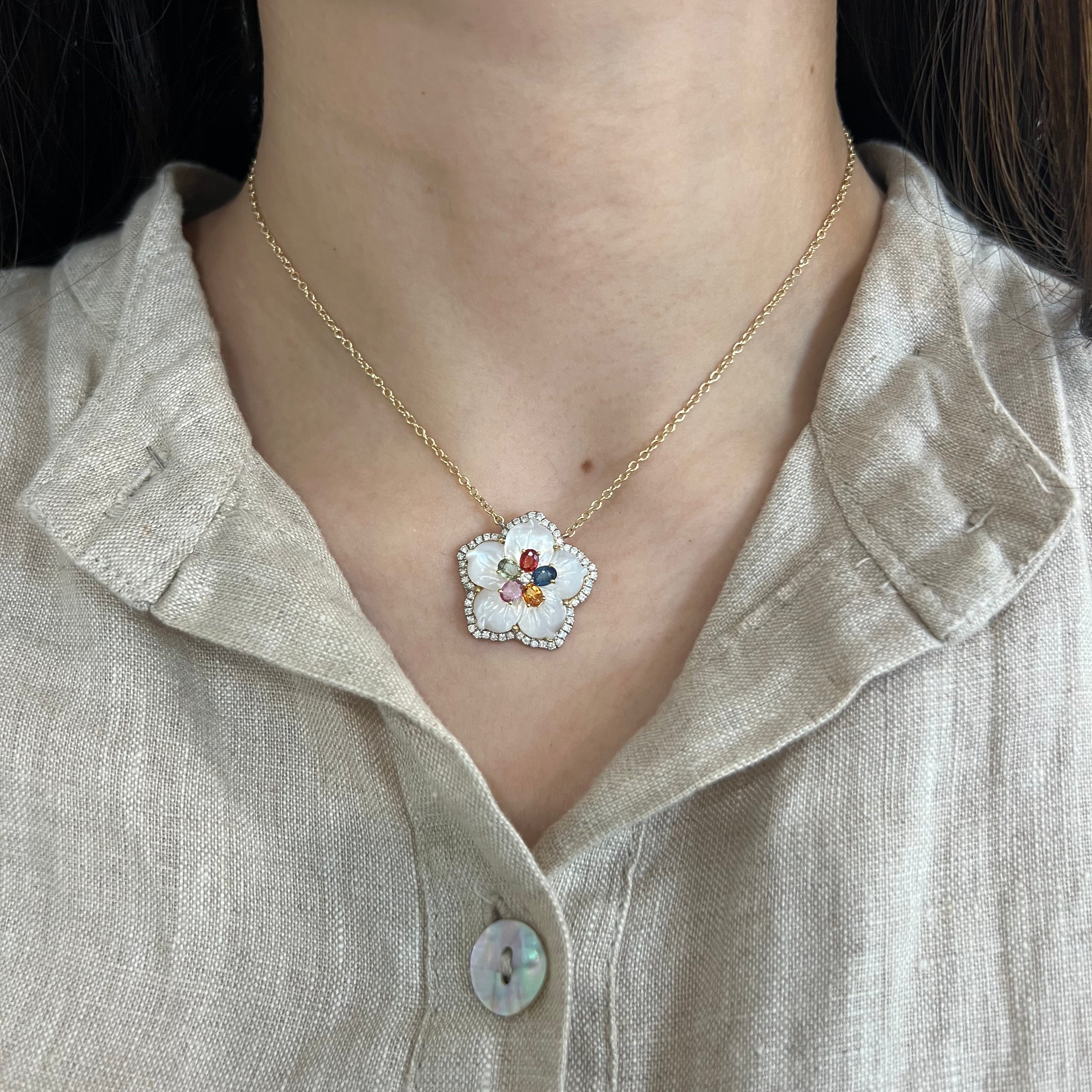 Mother of Pearl Flower Necklace