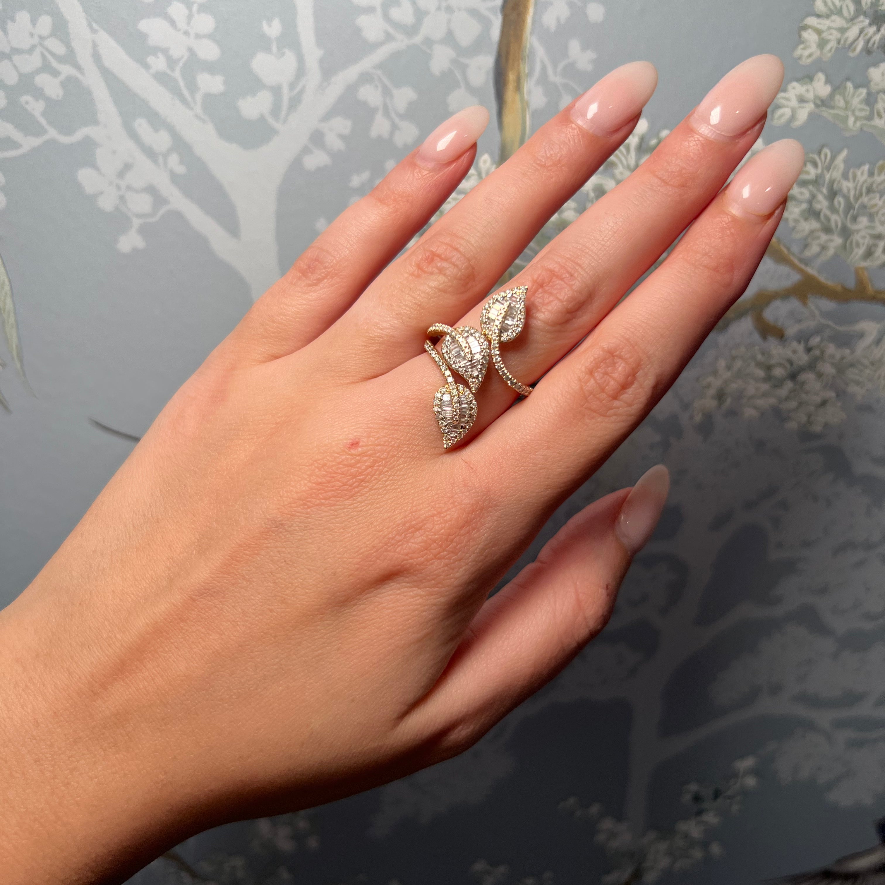 14k Yellow Gold and Diamond Leaf Ring