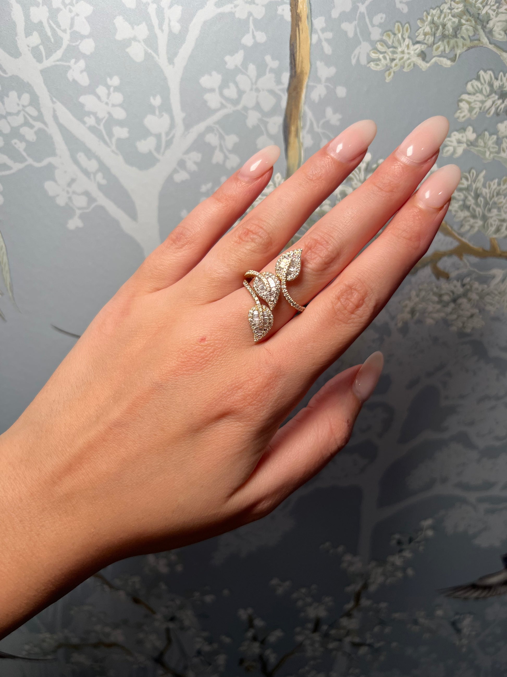 14k Yellow Gold and Diamond Leaf Ring