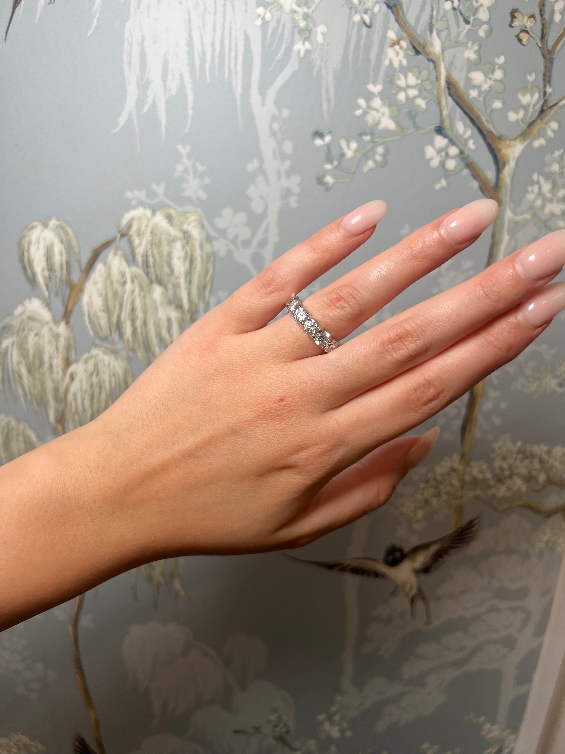 Round lab eternity band