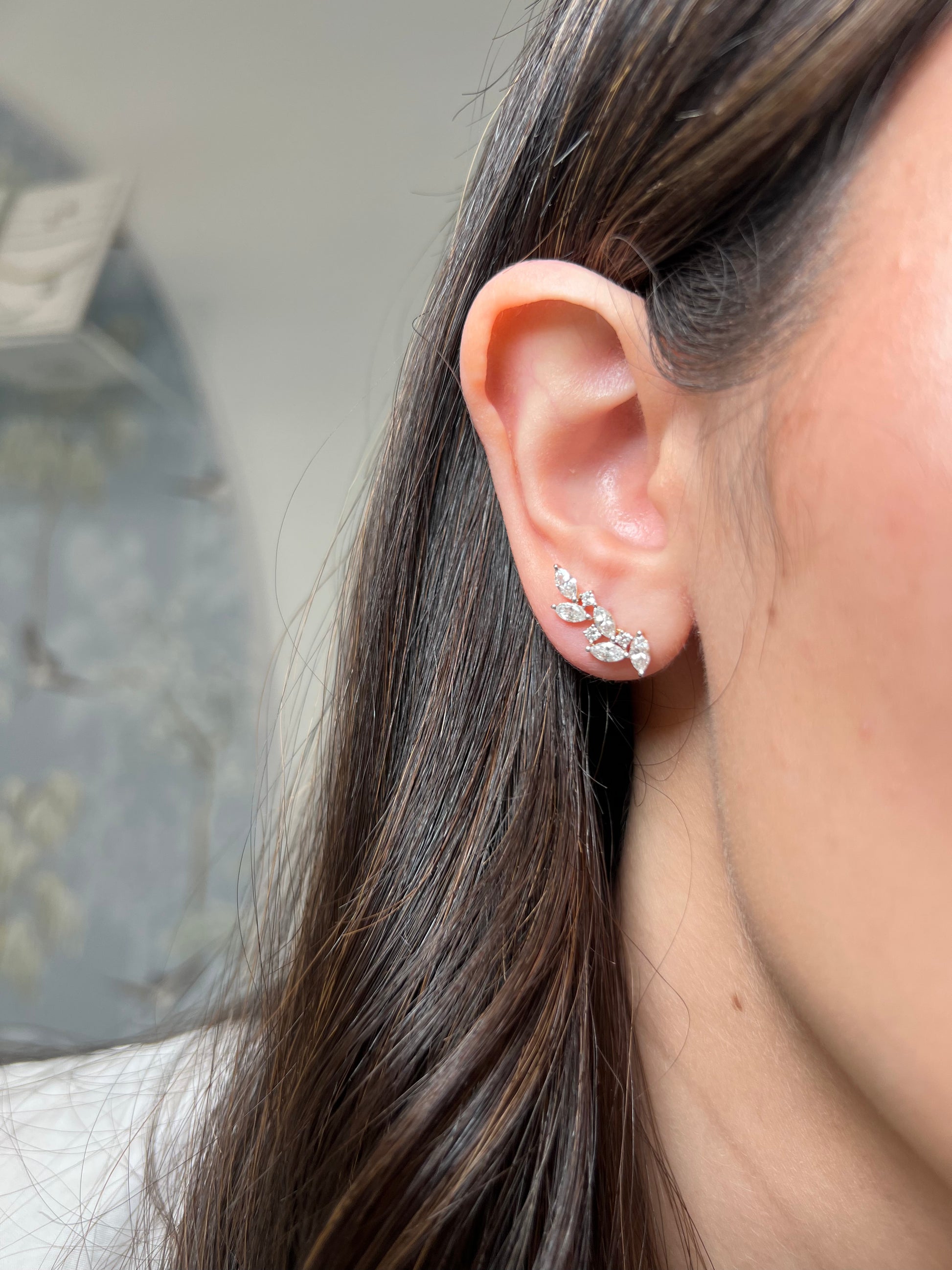 Leaf Diamond Crawler Earrings