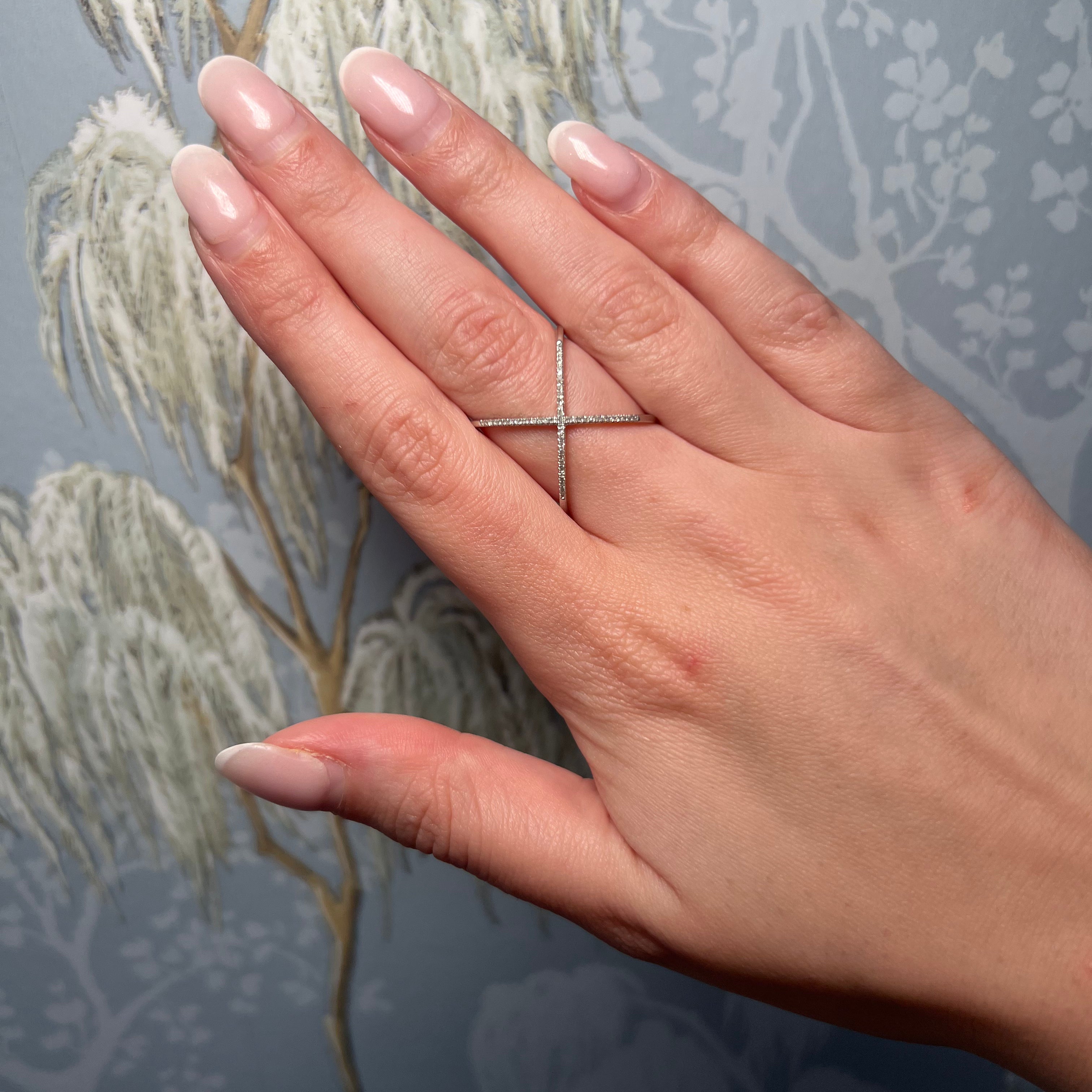 14k White Gold Diamond Crossover Ring