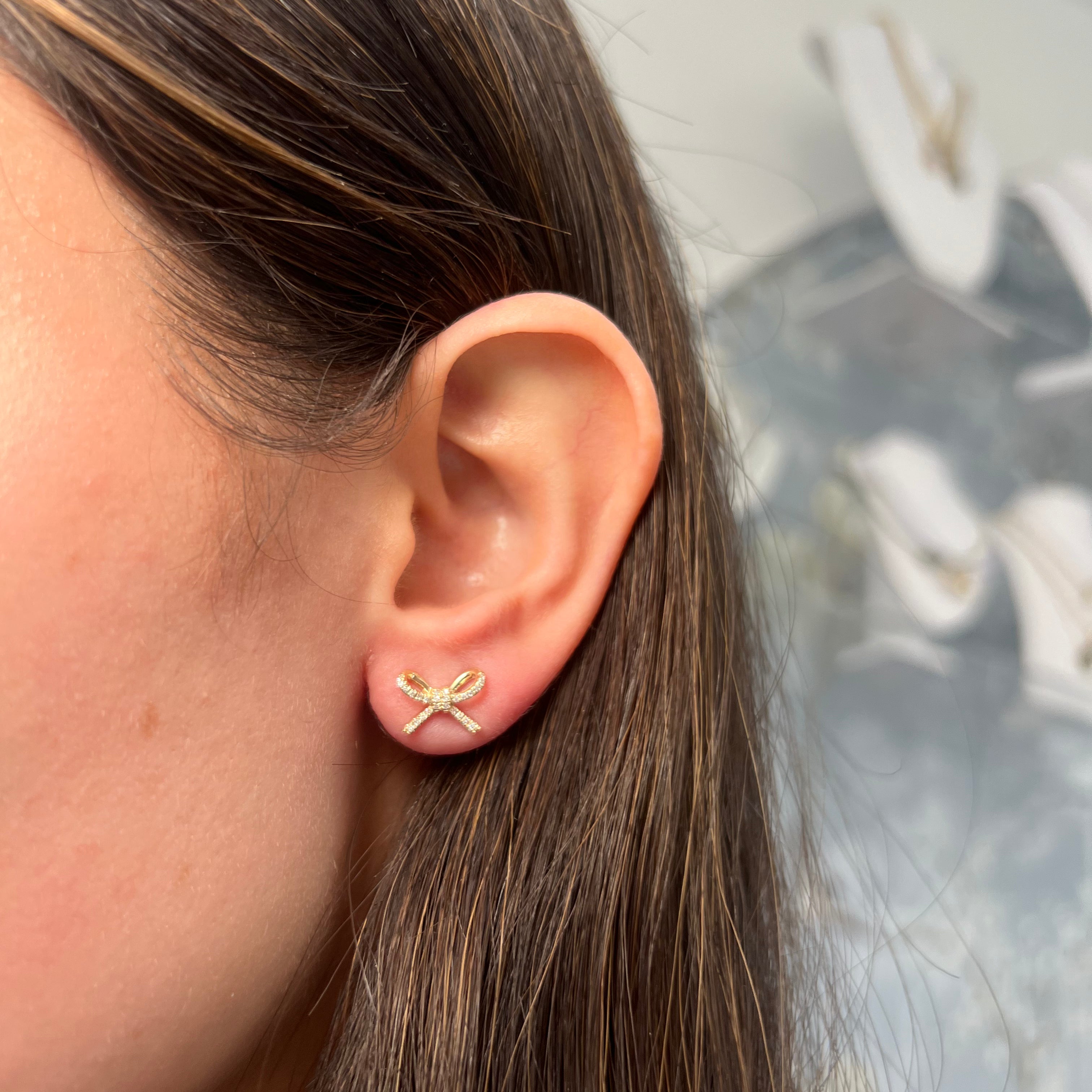 14k Yellow Gold Bow Diamond Stud Earrings