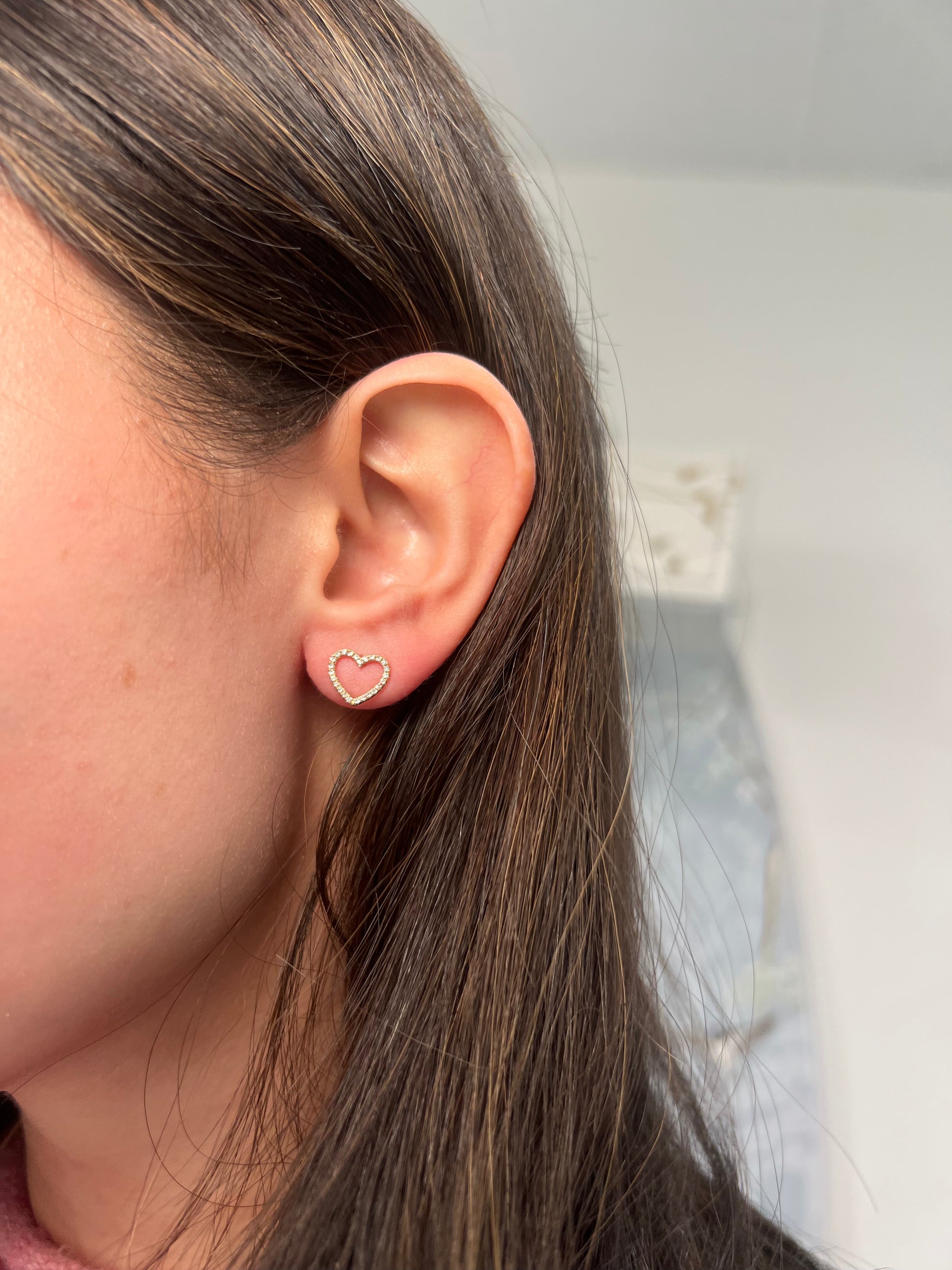 14k Yellow Gold Open Heart Diamond Stud Earrings