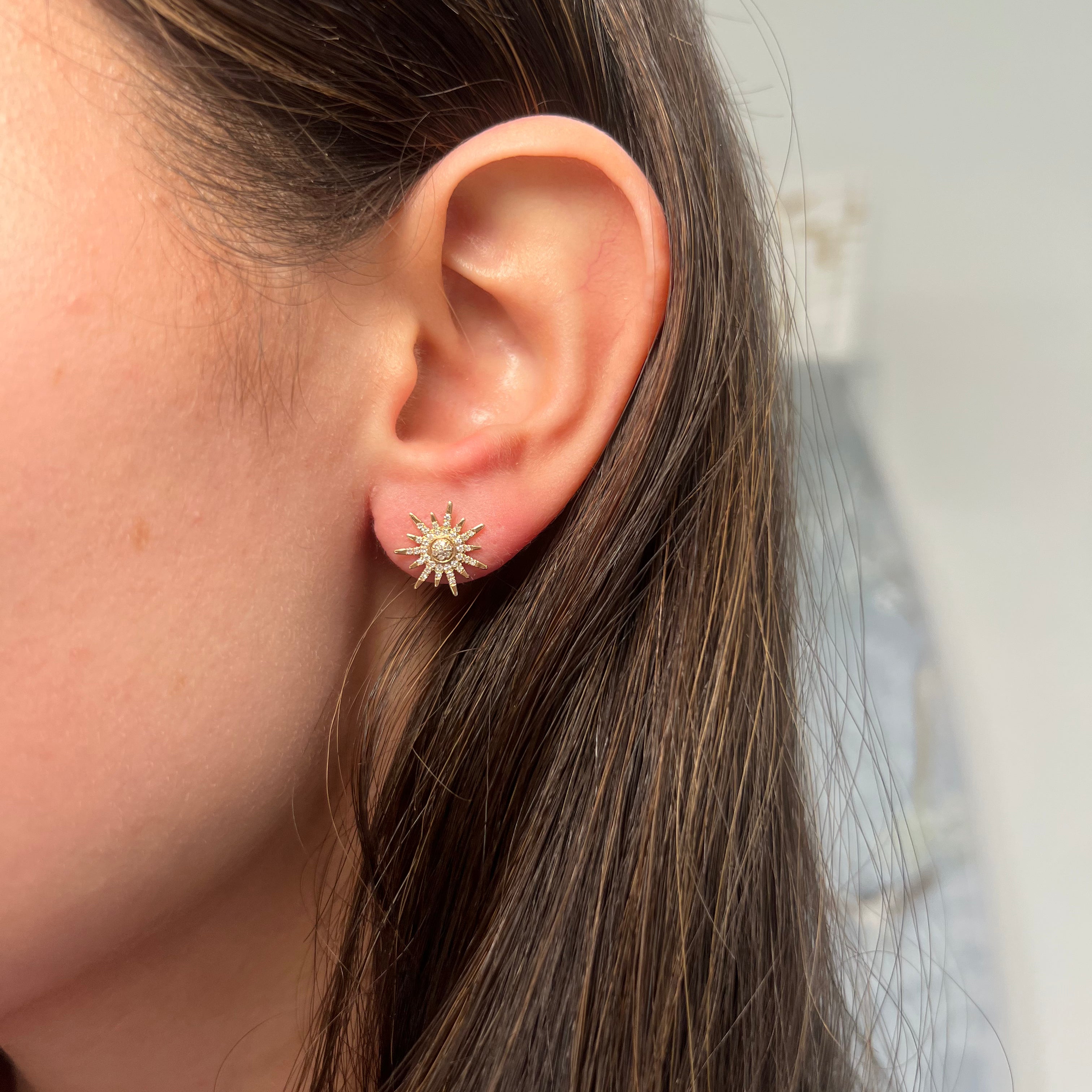 14k Yellow Gold Sunbrust Diamond Stud Earrings