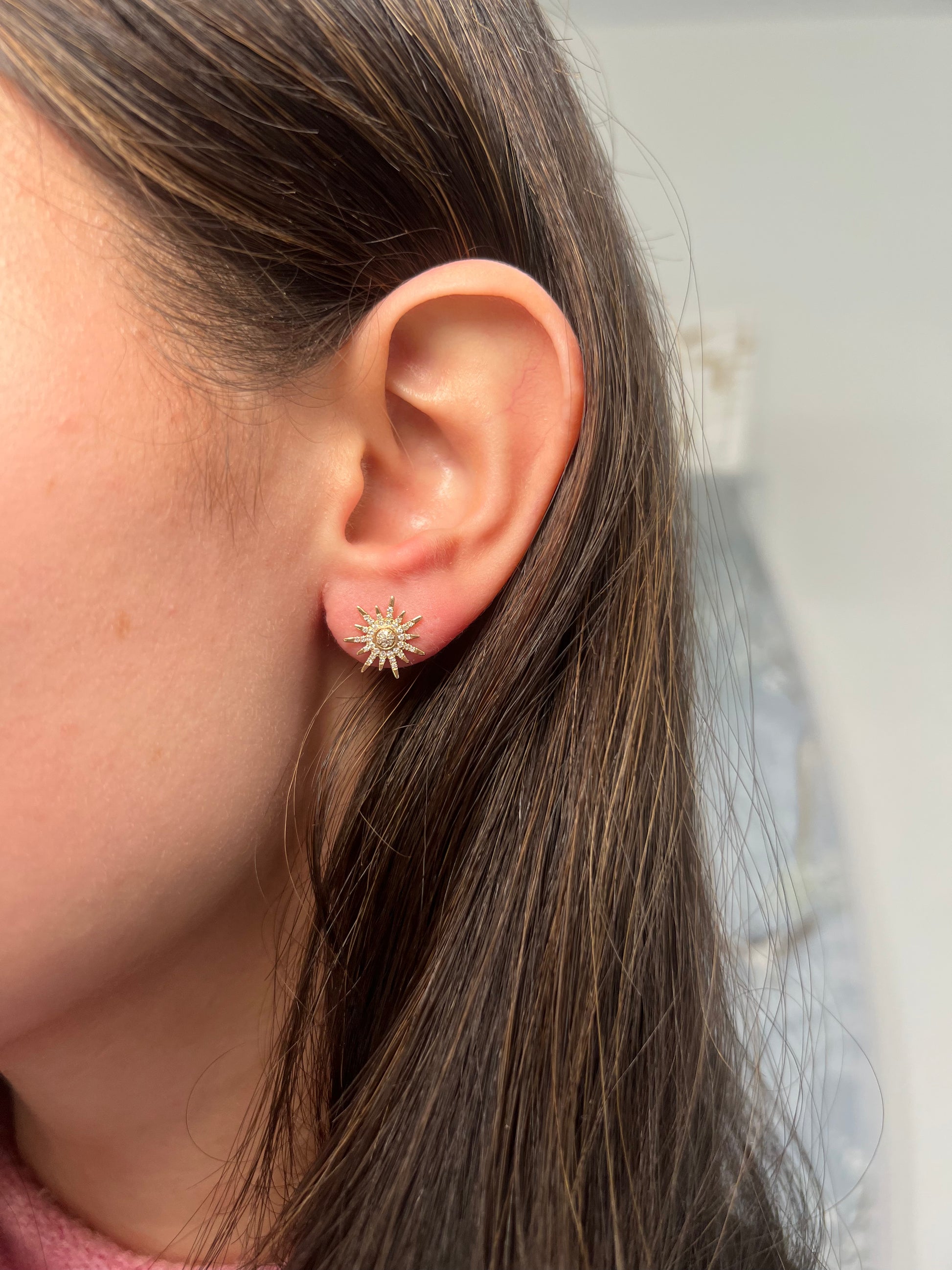 14k Yellow Gold Sunbrust Diamond Stud Earrings